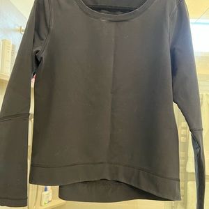 Lululemon woman’s size 8 black sweatshirt / pleat center back